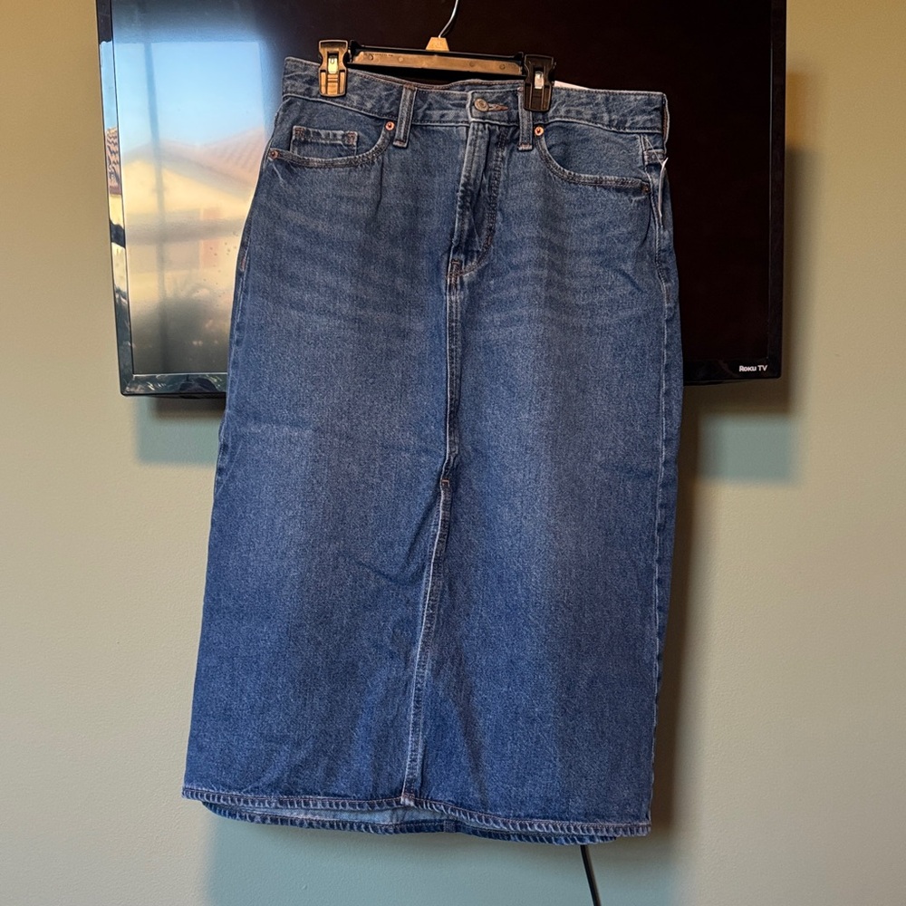 Old Navy High-Rise Blue Denim Skirt
